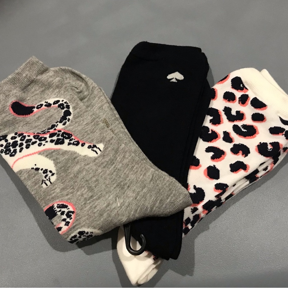 Kate Spade ♠️ 3 Pairs of Crew Socks 🧦 
Shoe size 4-10
Gray, black, white